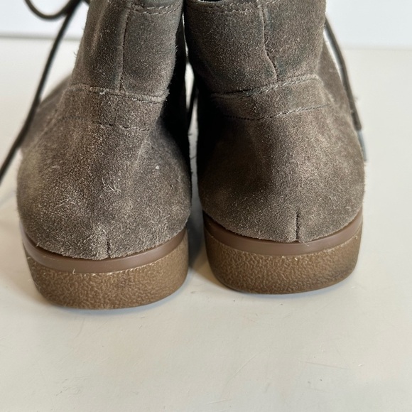 Franco Sarto Olive Suede Desert Lace-Up Ankle Booties Sz 8M - Picture 4 of 7